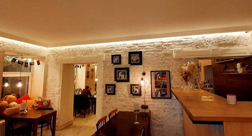 בית מלון כפרי Svarogart