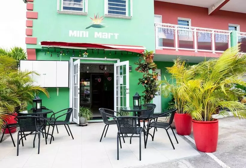 هتل The Paradise Inn