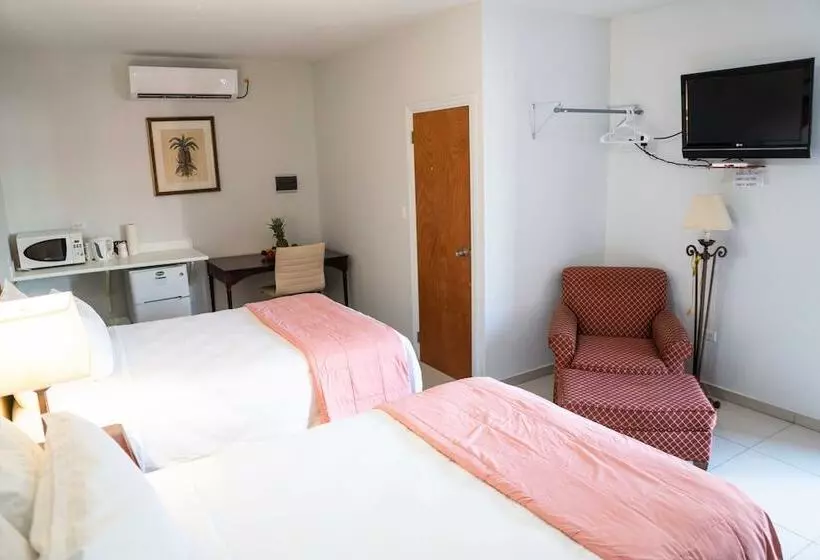 هتل The Paradise Inn