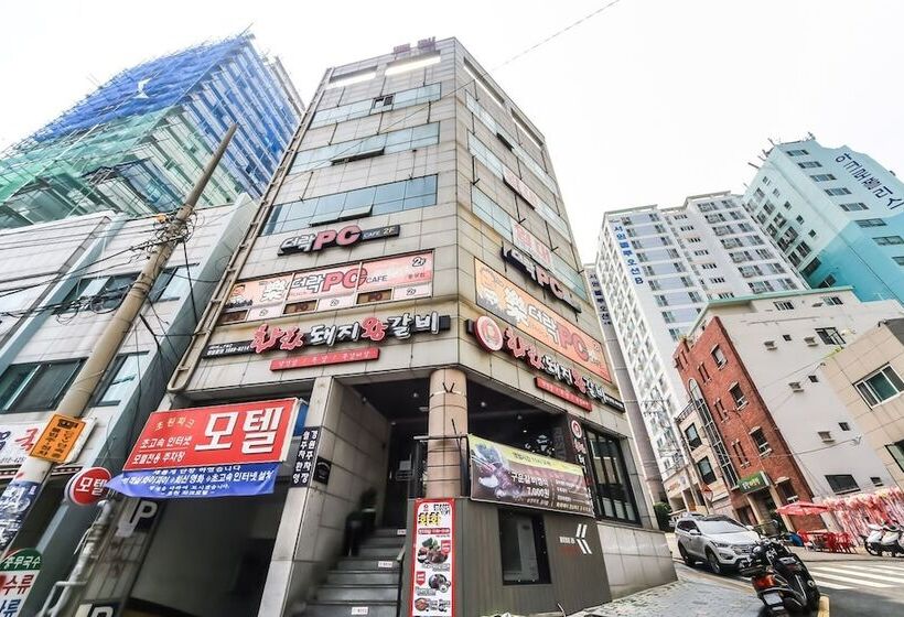 فندق على الطريق Busan Nampodong Chowon Park