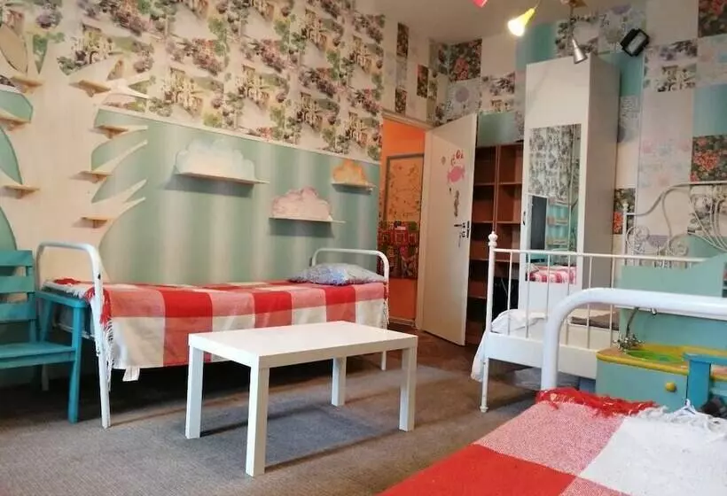ペンション Art House For Tourists