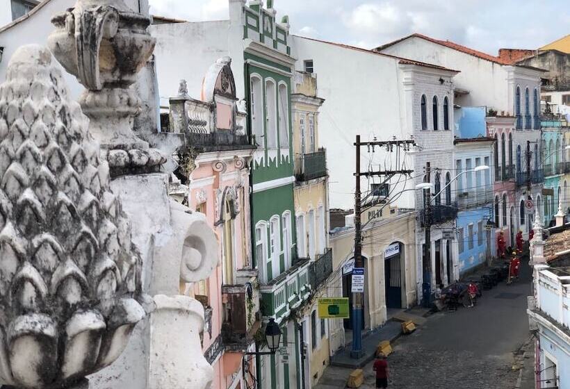 פנסיון Casa Versace Salvador
