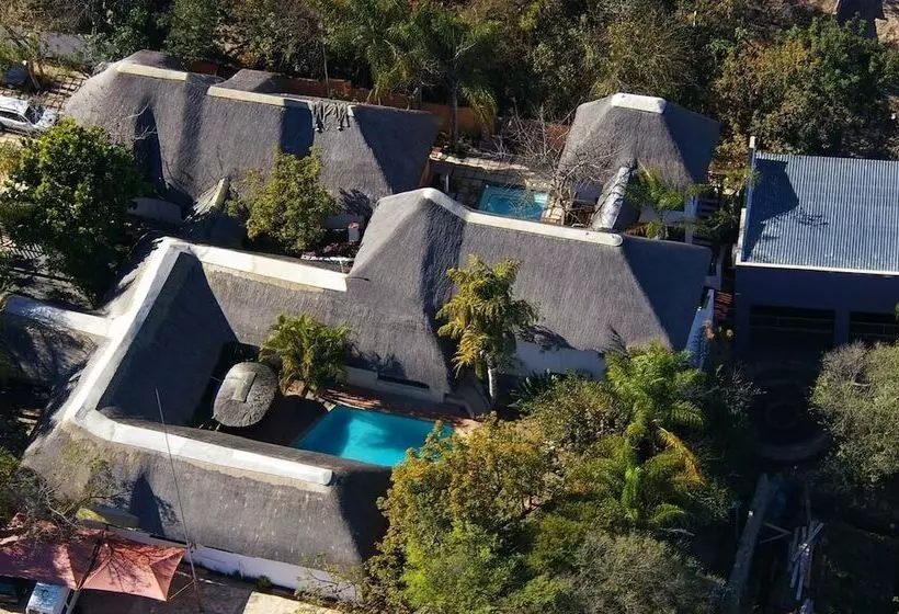 ペンション Pensao Guest Lodge