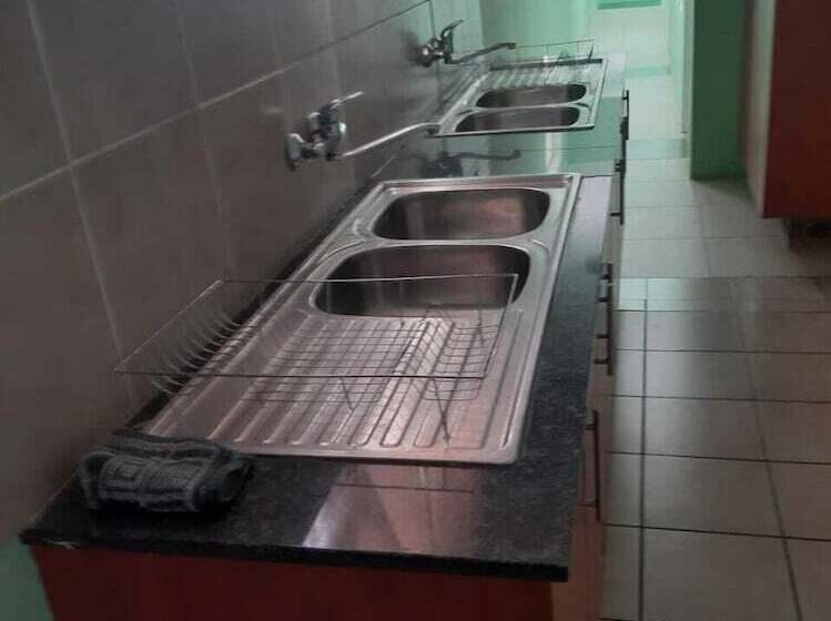 פנסיון Tanya S Place