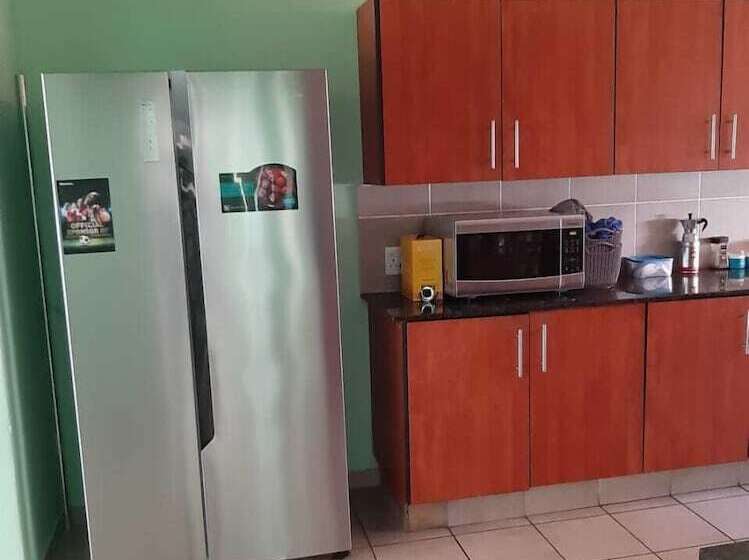 פנסיון Tanya S Place