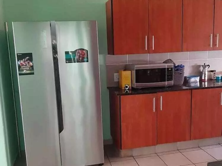 Majatalo Tanya S Place