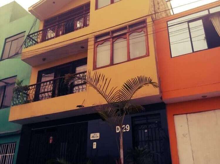 ペンション Transit Home Bed And Breakfast Adults Only