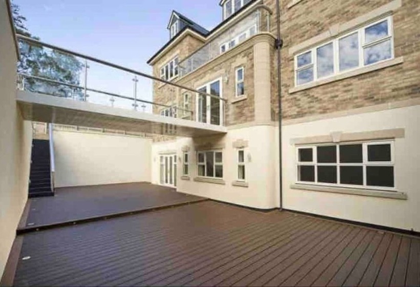 דירת נופש Mono Luxe Villa In Newcastle Upon Tyne
