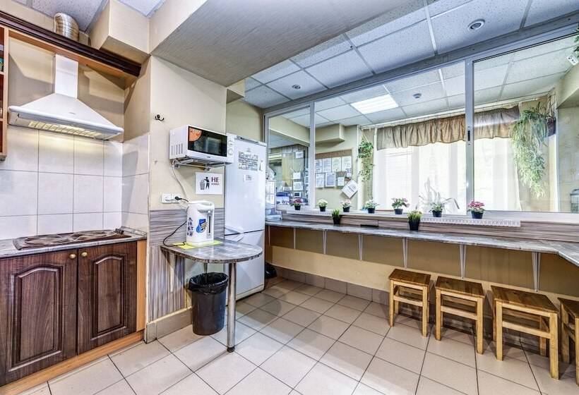 Shabolovka Hotel   Hostel