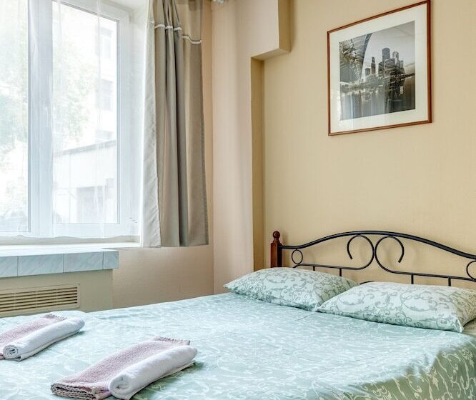 Shabolovka Hotel   Hostel