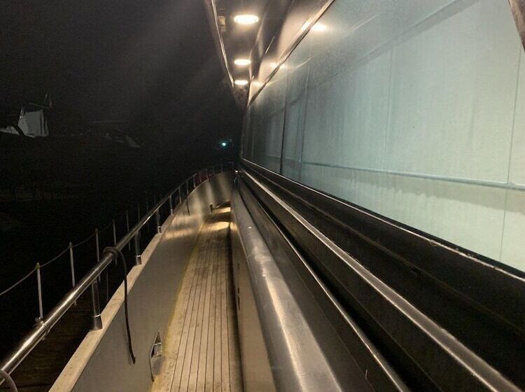 تختخواب و صبحانه Davidon Yacht