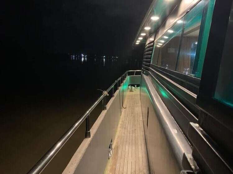 تختخواب و صبحانه Davidon Yacht