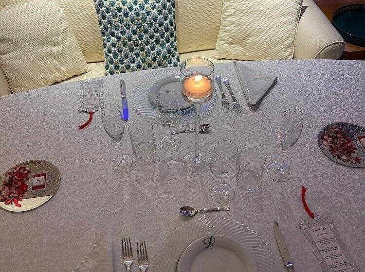 تختخواب و صبحانه Davidon Yacht