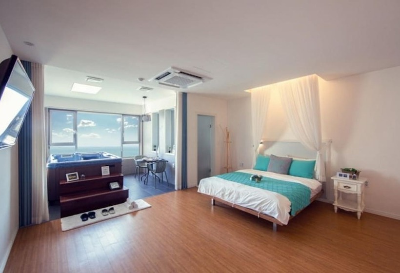 Ganghwado Sundance Pension