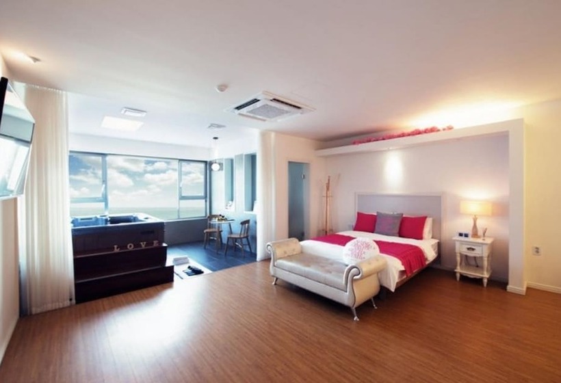 Ganghwado Sundance Pension