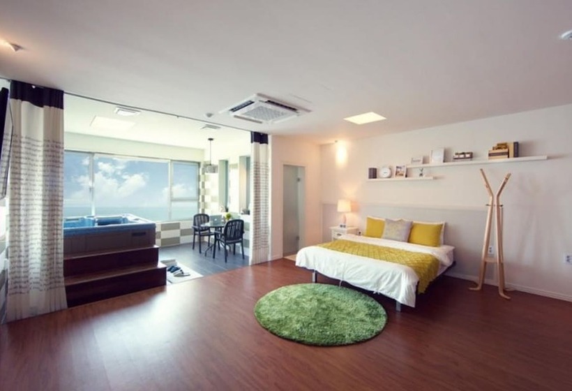 Ganghwado Sundance Pension