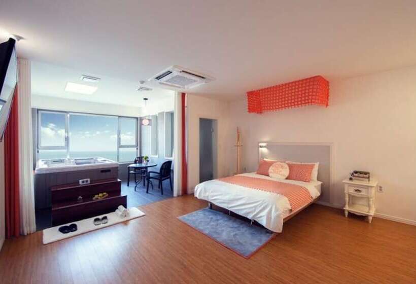 Ganghwado Sundance Pension