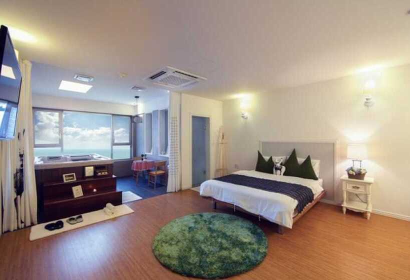 Ganghwado Sundance Pension