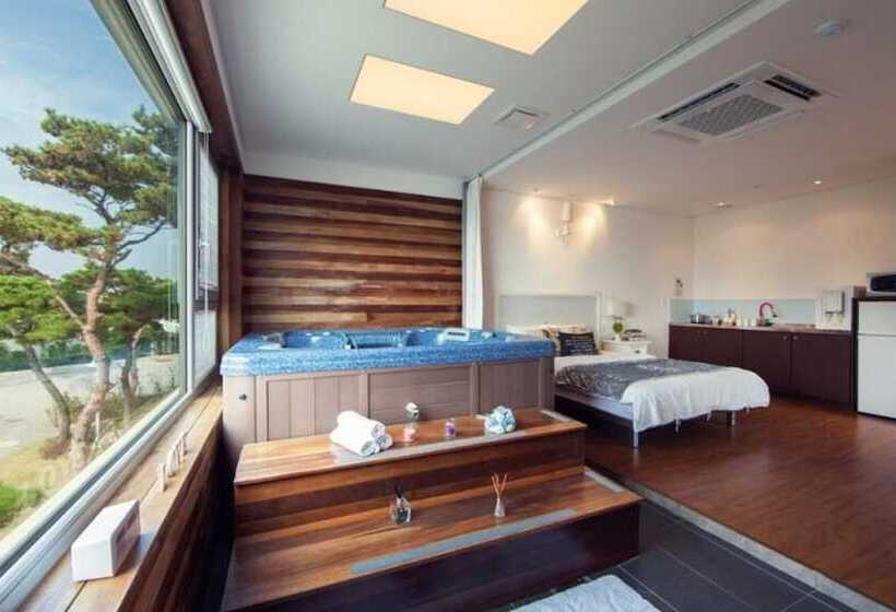 Ganghwado Sundance Pension