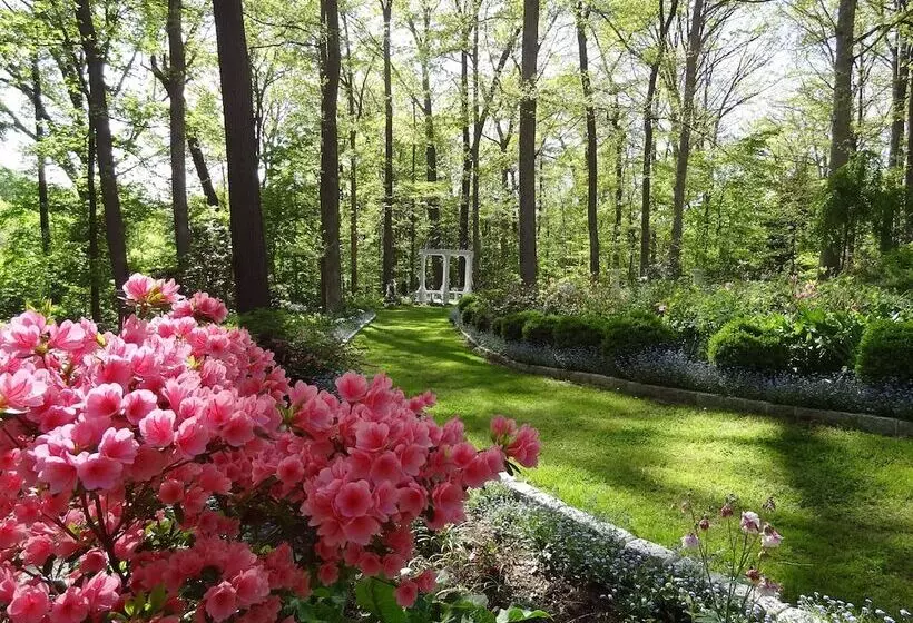 Gramercy Mansion B&b