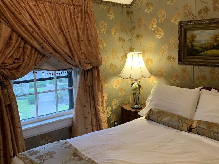 Gramercy Mansion B&b