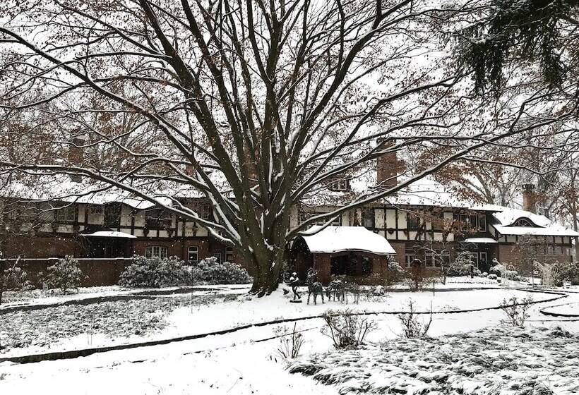 Gramercy Mansion B&b