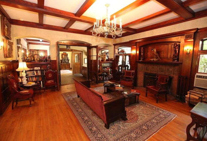 Gramercy Mansion B&b