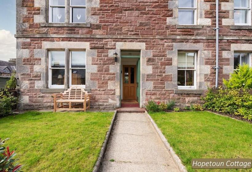 Hopetoun Cottage   Beautiful Cottage
