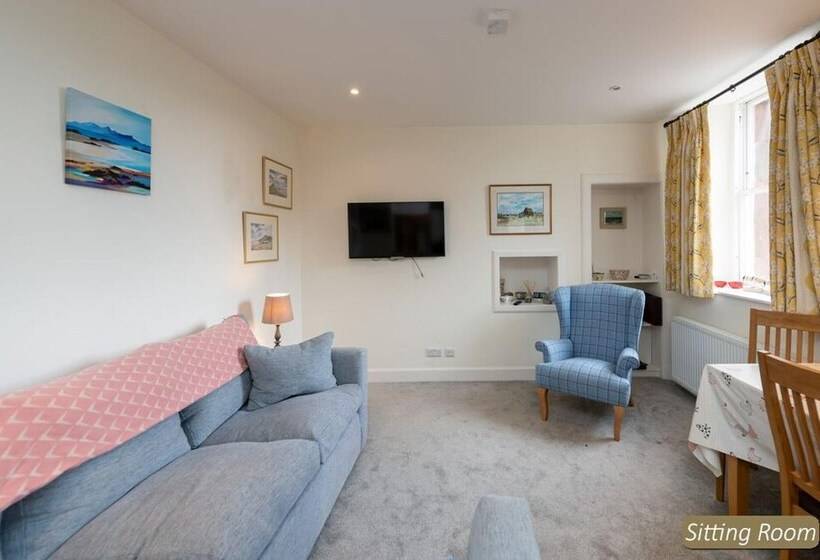 Hopetoun Cottage   Beautiful Cottage