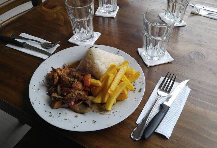 Hostal Hostello Lima Airport