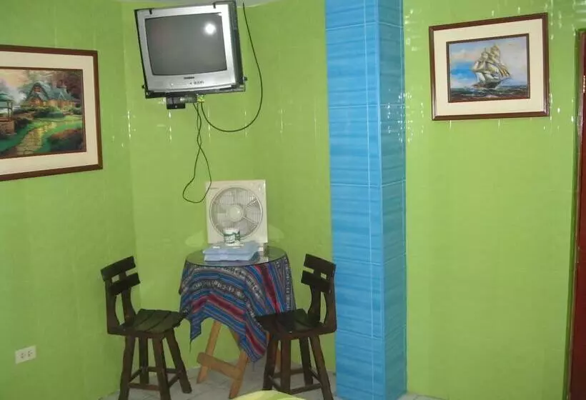 Hostal Hostello   Lima Airport
