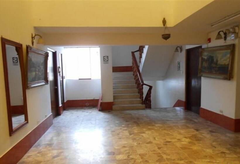 Hostal Residencial Cesar Alberto