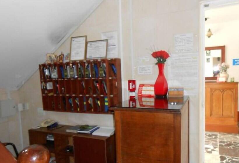 Hostal Residencial Cesar Alberto