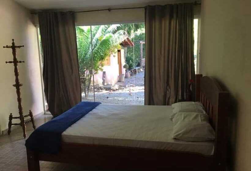 Hostel Cantinho Família Aventura