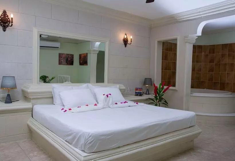 هتل Castillo Real