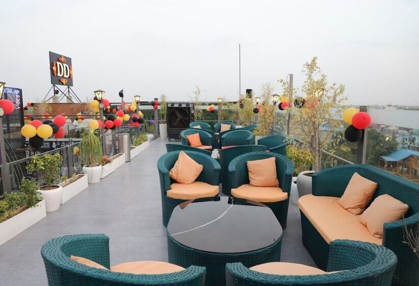 Hotel Dd Suites