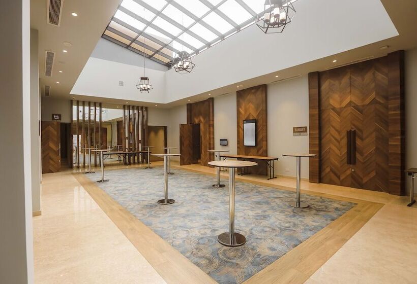 Szálloda Four Points By Sheraton Kigali