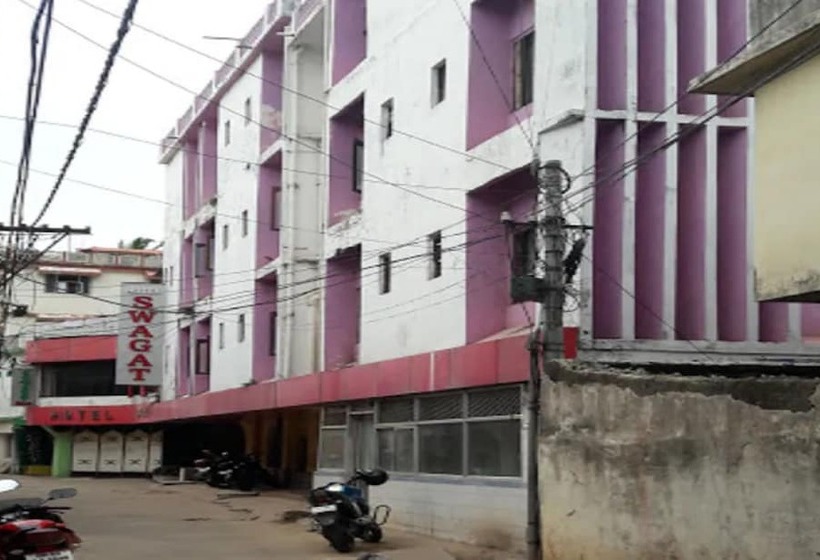 هتل Goroomgo Swagat Bhubneshwar