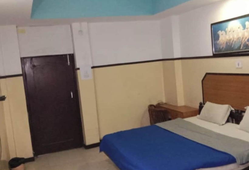 هتل Goroomgo Swagat Bhubneshwar