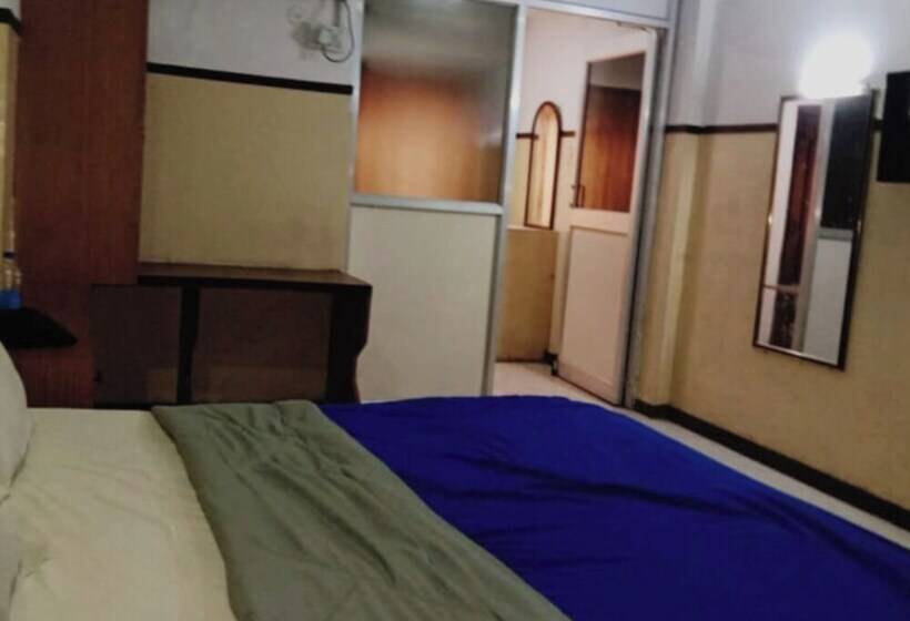 هتل Goroomgo Swagat Bhubneshwar