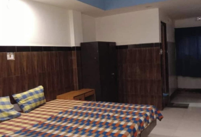 هتل Goroomgo Swagat Bhubneshwar