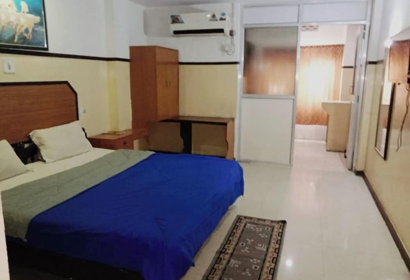 هتل Goroomgo Swagat Bhubneshwar