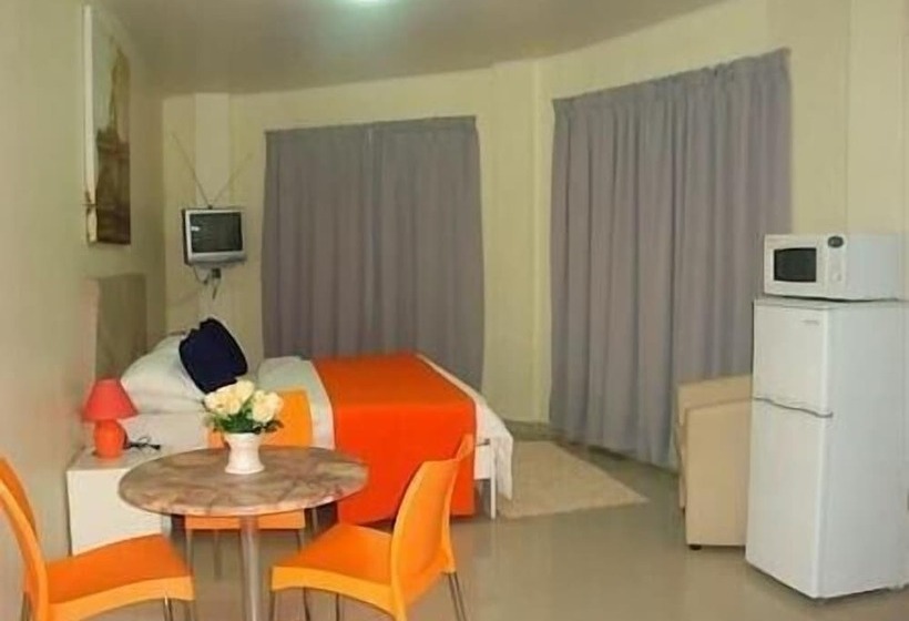 هتل Kaikoesi Apartments