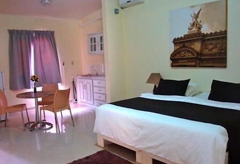 هتل Kaikoesi Apartments