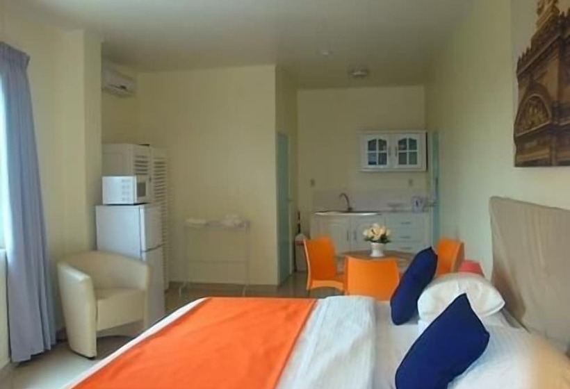 هتل Kaikoesi Apartments