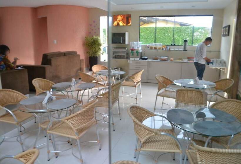 ホテル Pousada Elo Inn