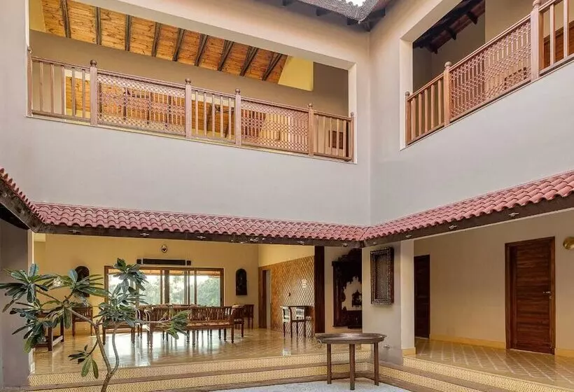 ホテル The Kutchh Courtyard