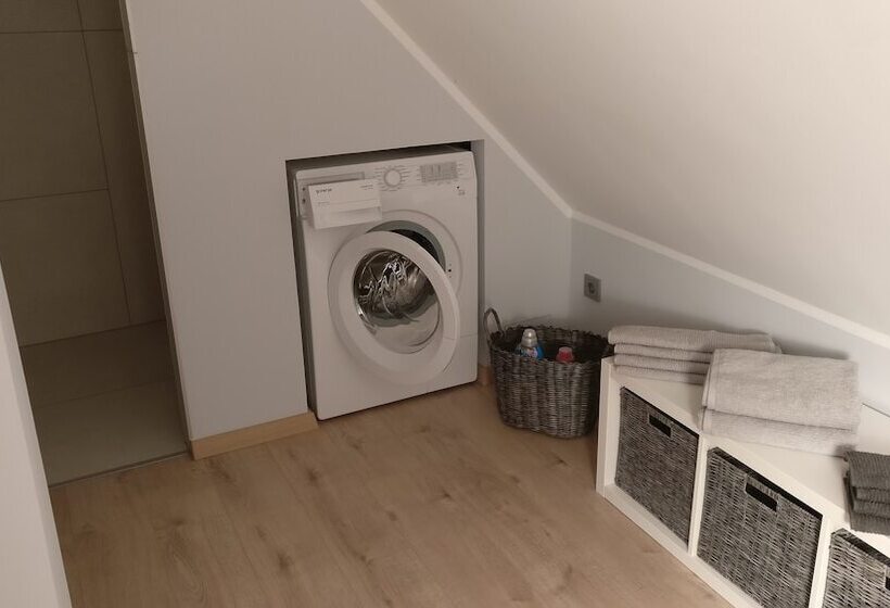 Отель Völkel Incoming Rooms & More Haj