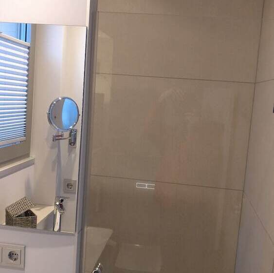 Отель Völkel Incoming Rooms & More Haj