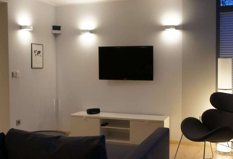 Отель Völkel Incoming Rooms & More Haj